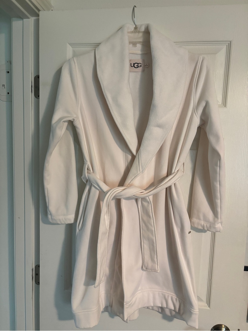 UGG Women's Ivory Shawl-Collar Robe with Self-Tie Belt